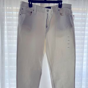 Gap Universal slim boyfriend cropped off-white jeans.